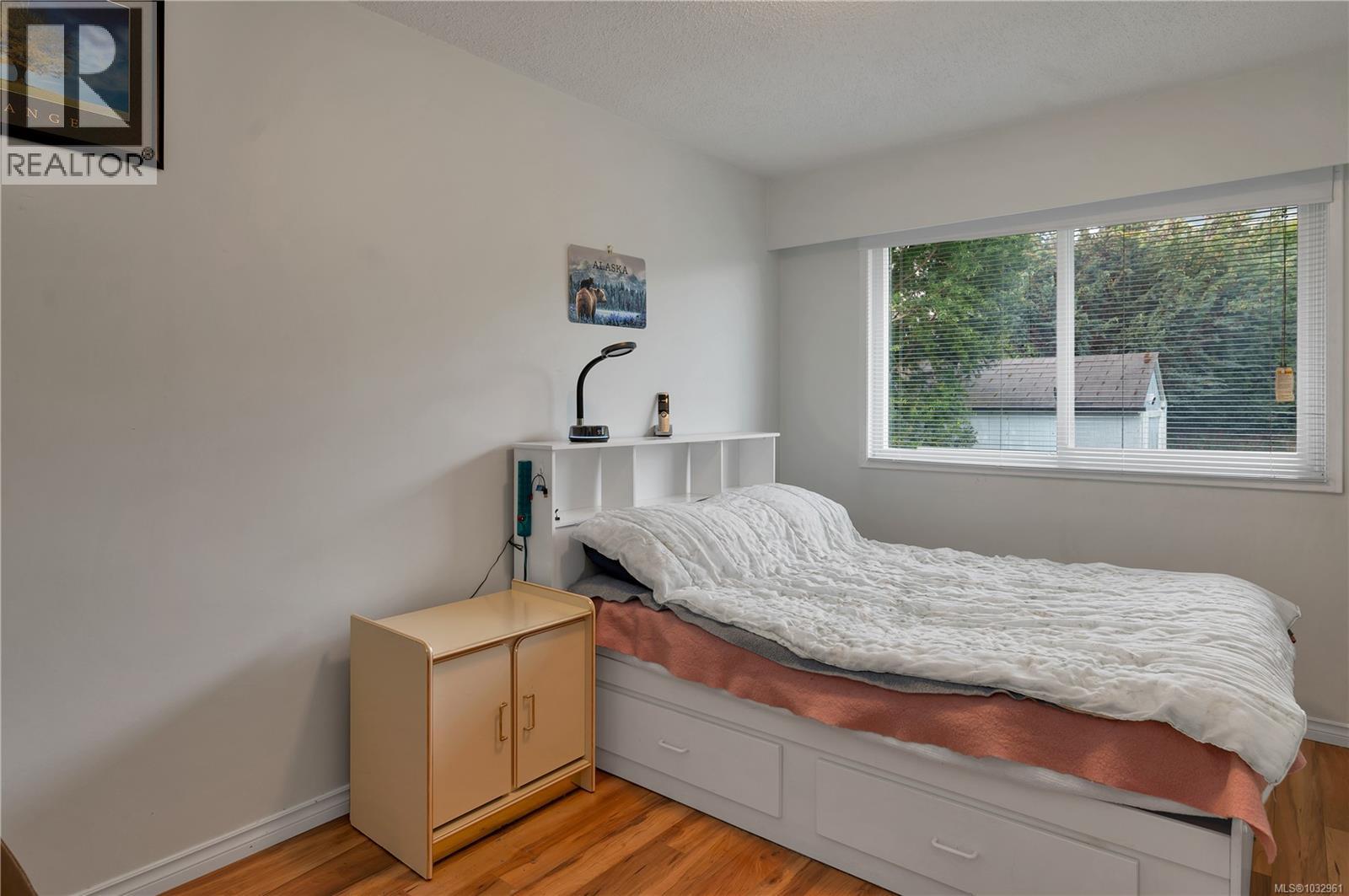 208 Alder St S - 14