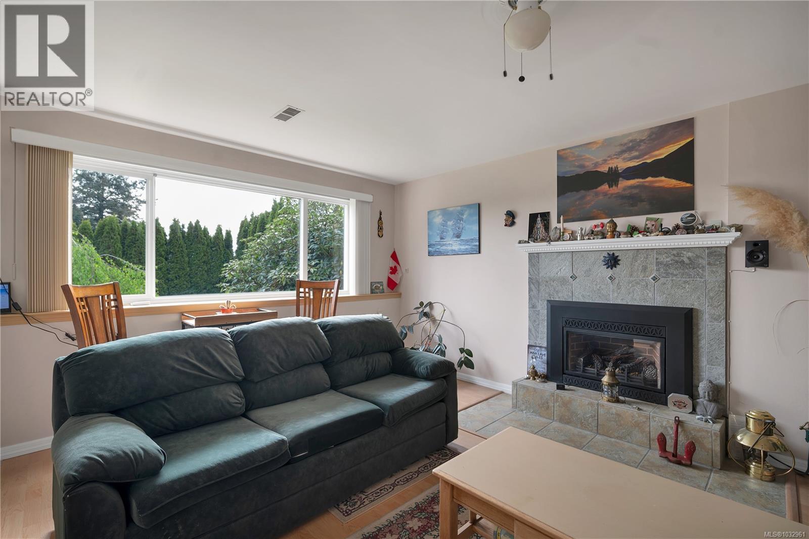 208 Alder St S - 17