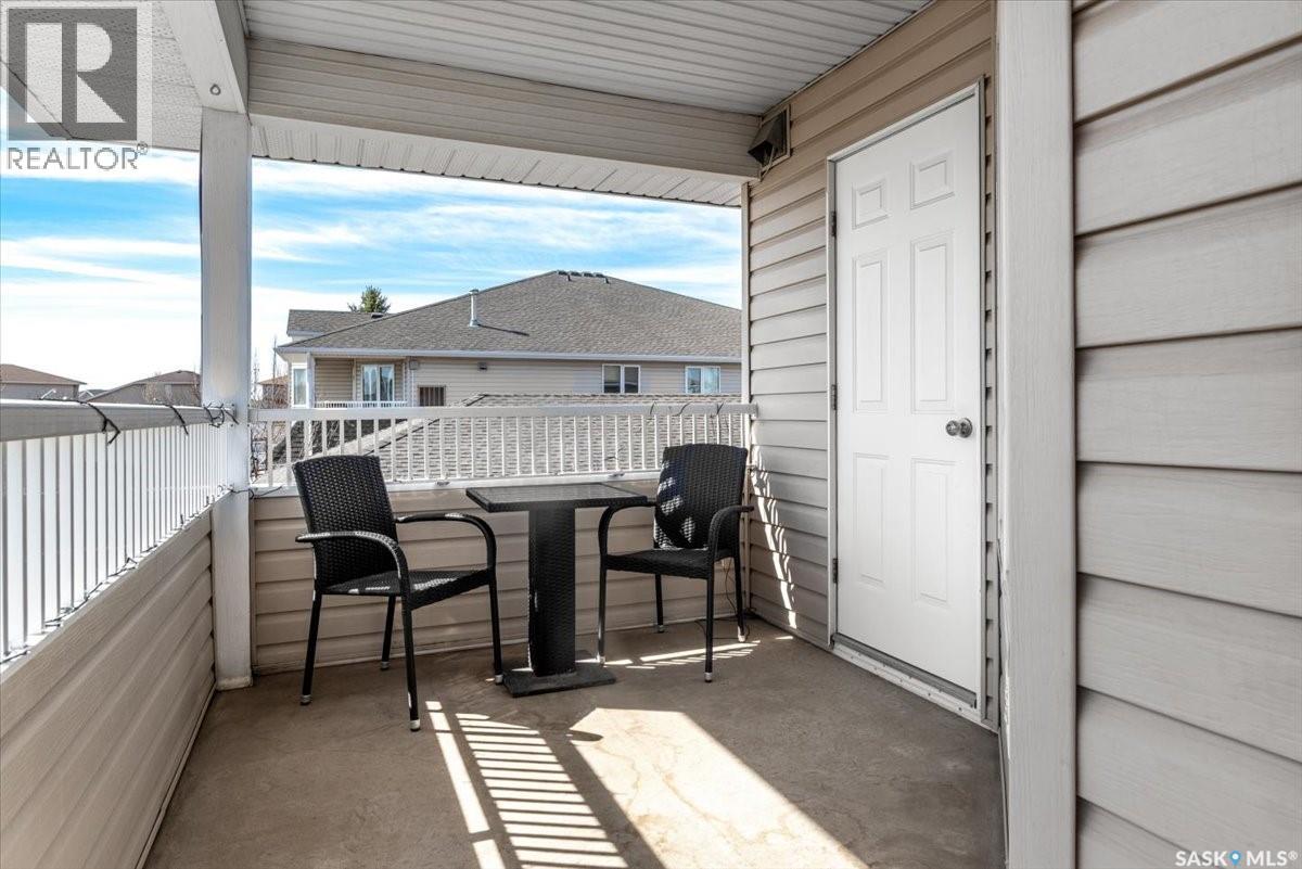 #4044 Buckingham DRIVE E - 16