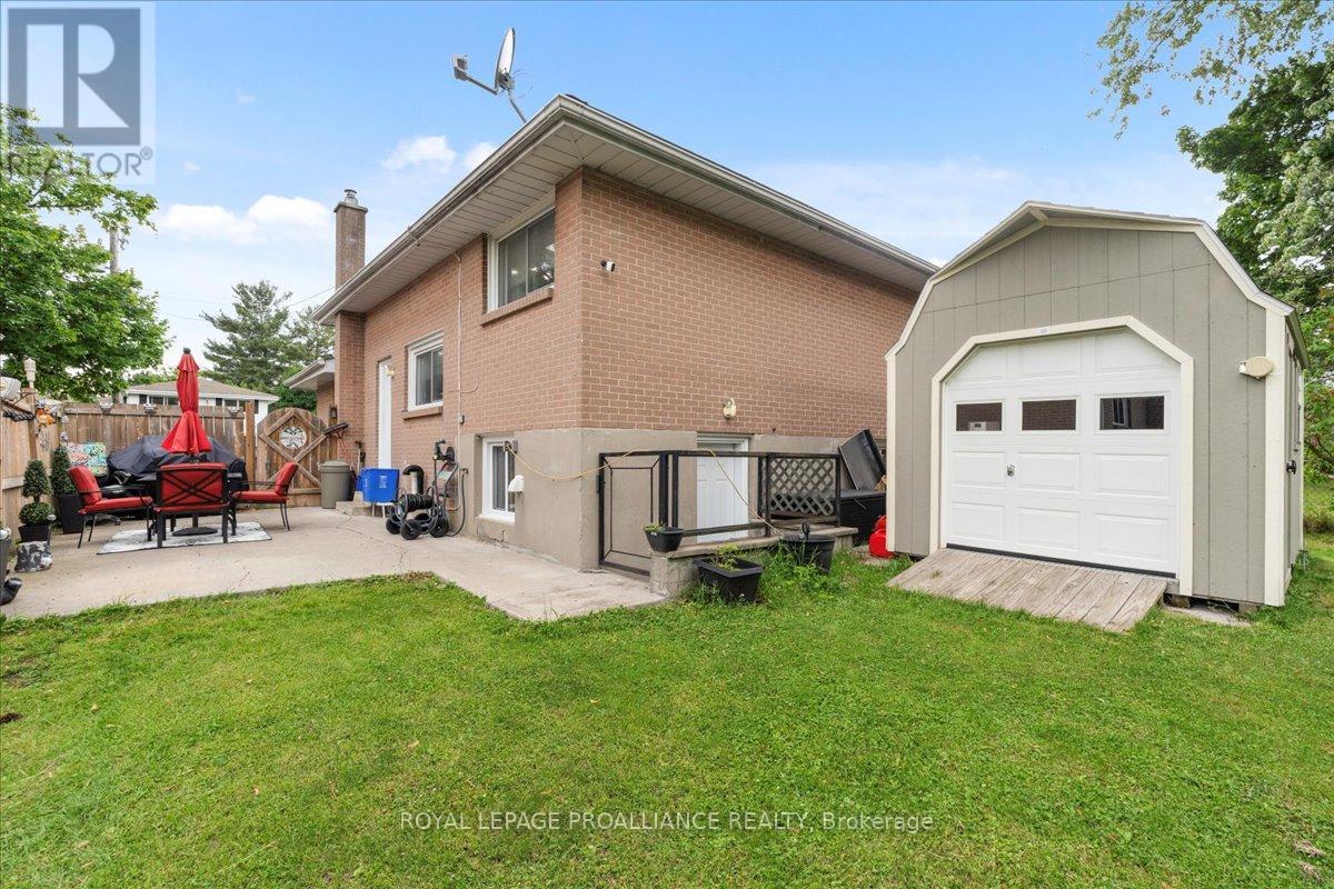 23 ALFRED DRIVE - 31