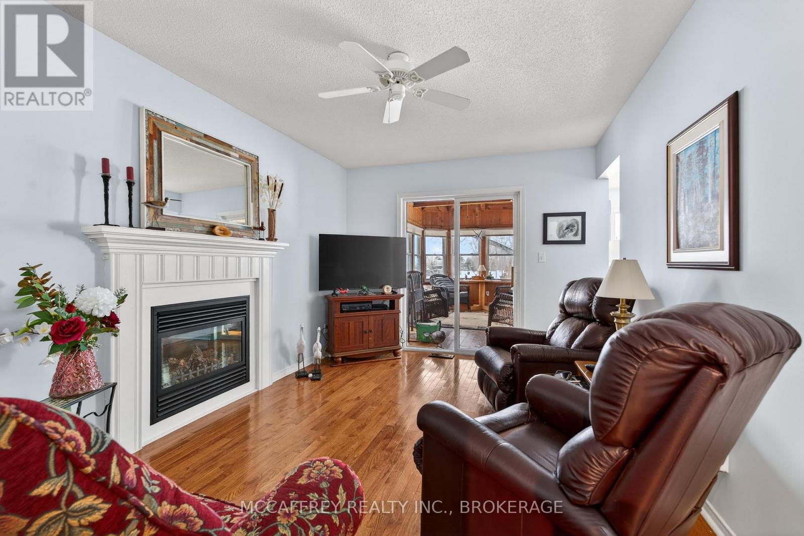 15 ABBEY DAWN DRIVE - 15