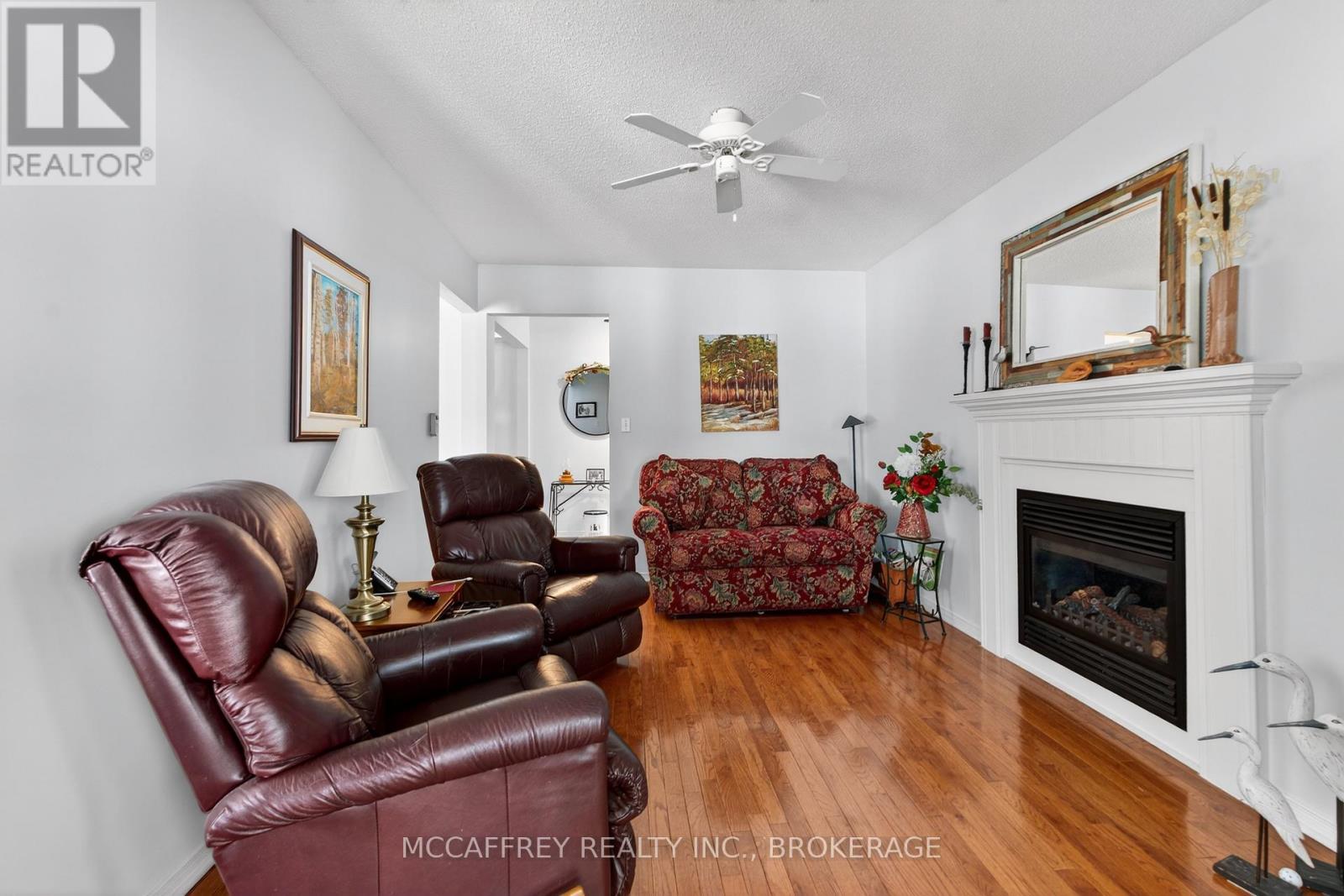 15 ABBEY DAWN DRIVE - 16