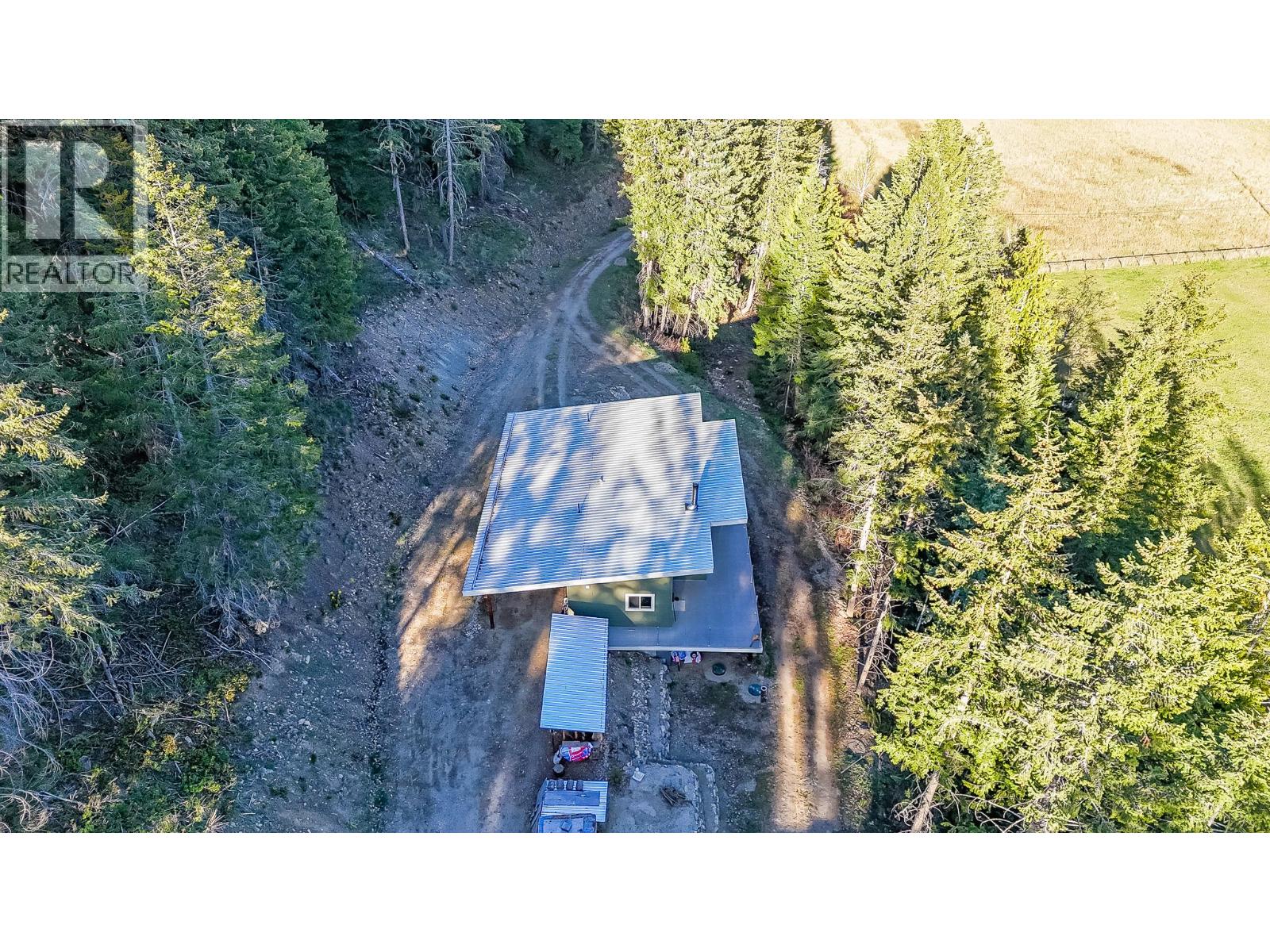  1771 Skimikin Road, Tappen