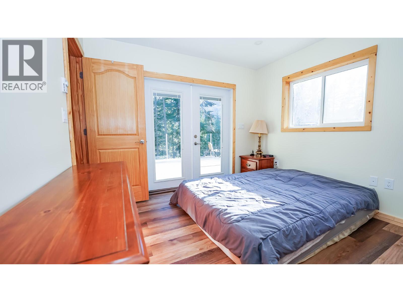  1771 Skimikin Road, Tappen