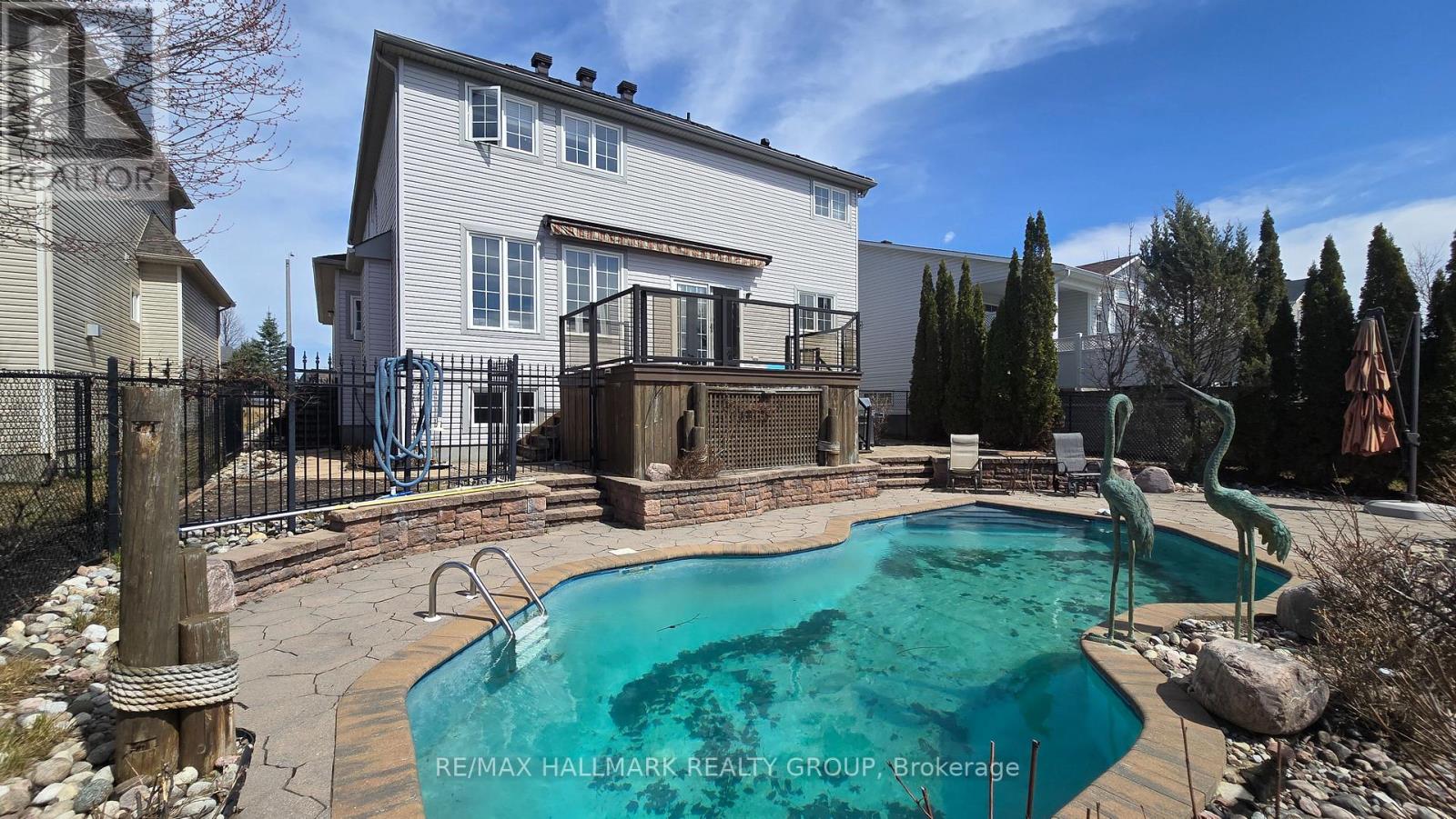 453 KEITH CRESCENT - 48