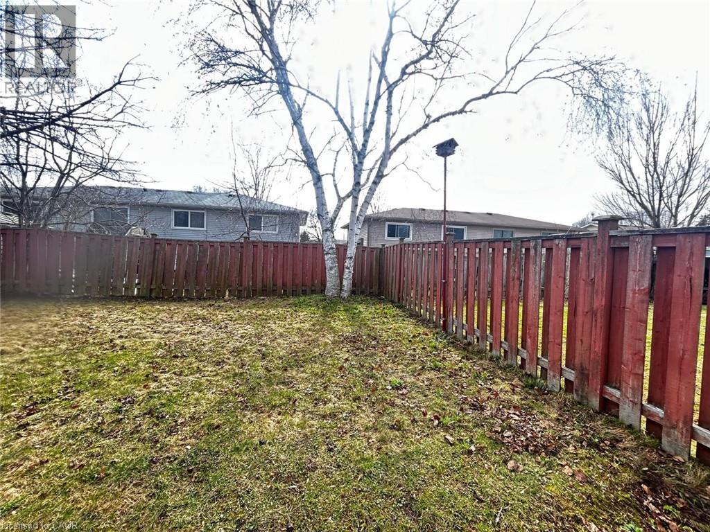 254 CAMILLE Crescent, Waterloo, Ontario, N2K3B6 — Photo 34