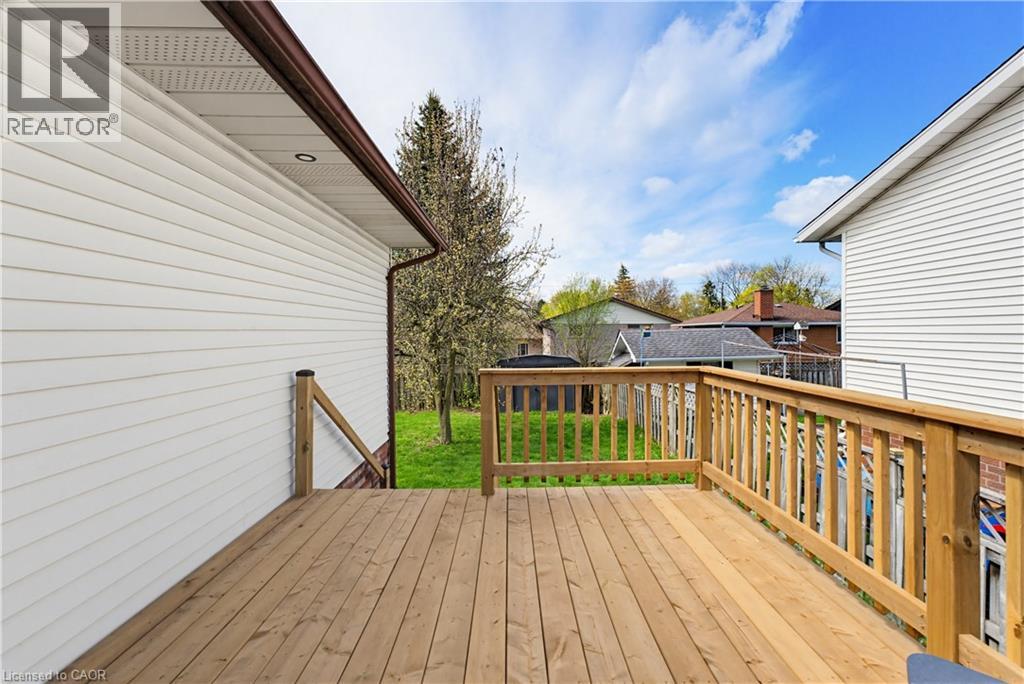 99 OAKHURST Crescent, Kitchener, Ontario, N2B3K2 — Photo 28