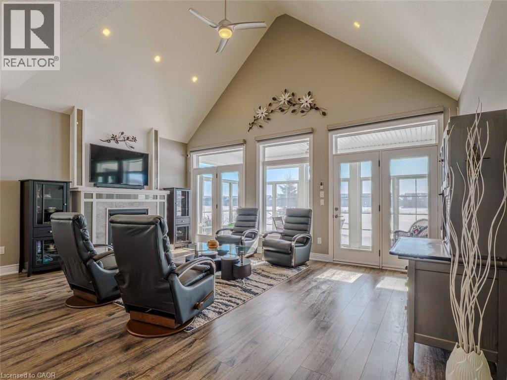 172 SCHOONER Drive - 16
