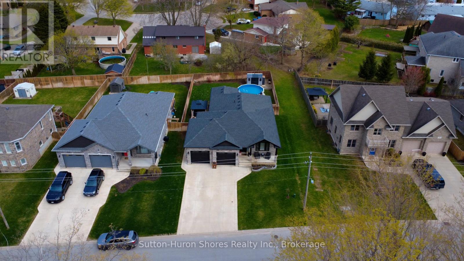 345 RAY STREET - 30