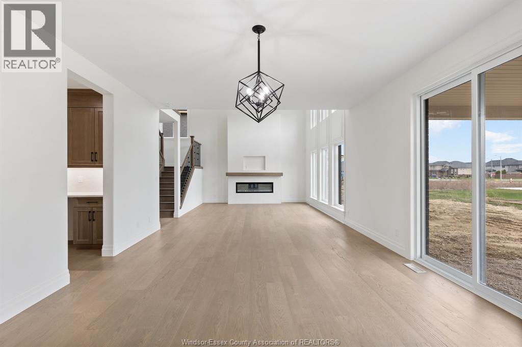3657 OAKRIDGE AVENUE - 10