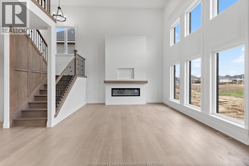 3657 OAKRIDGE AVENUE - 4