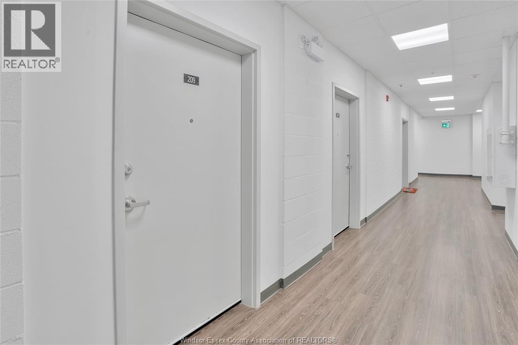 2109 OTTAWA STREET Unit# 210, Windsor, Ontario, N8Y1R8 — Photo 18