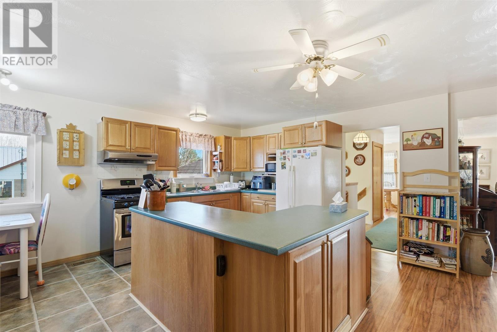 11 John ST, Iron Bridge, Ontario, P0R1H0 — Photo 5