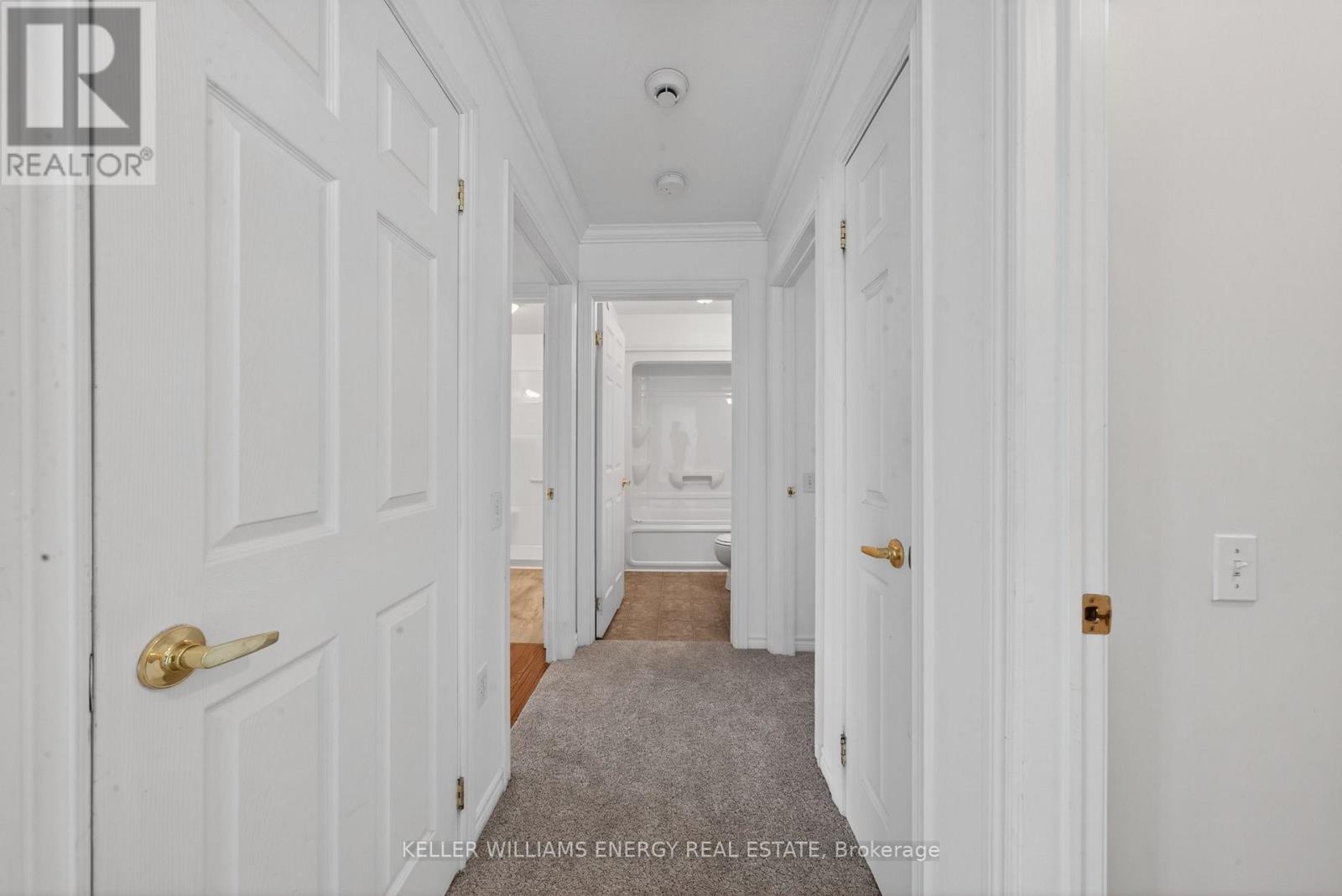 51 ELMDALE DRIVE - 26