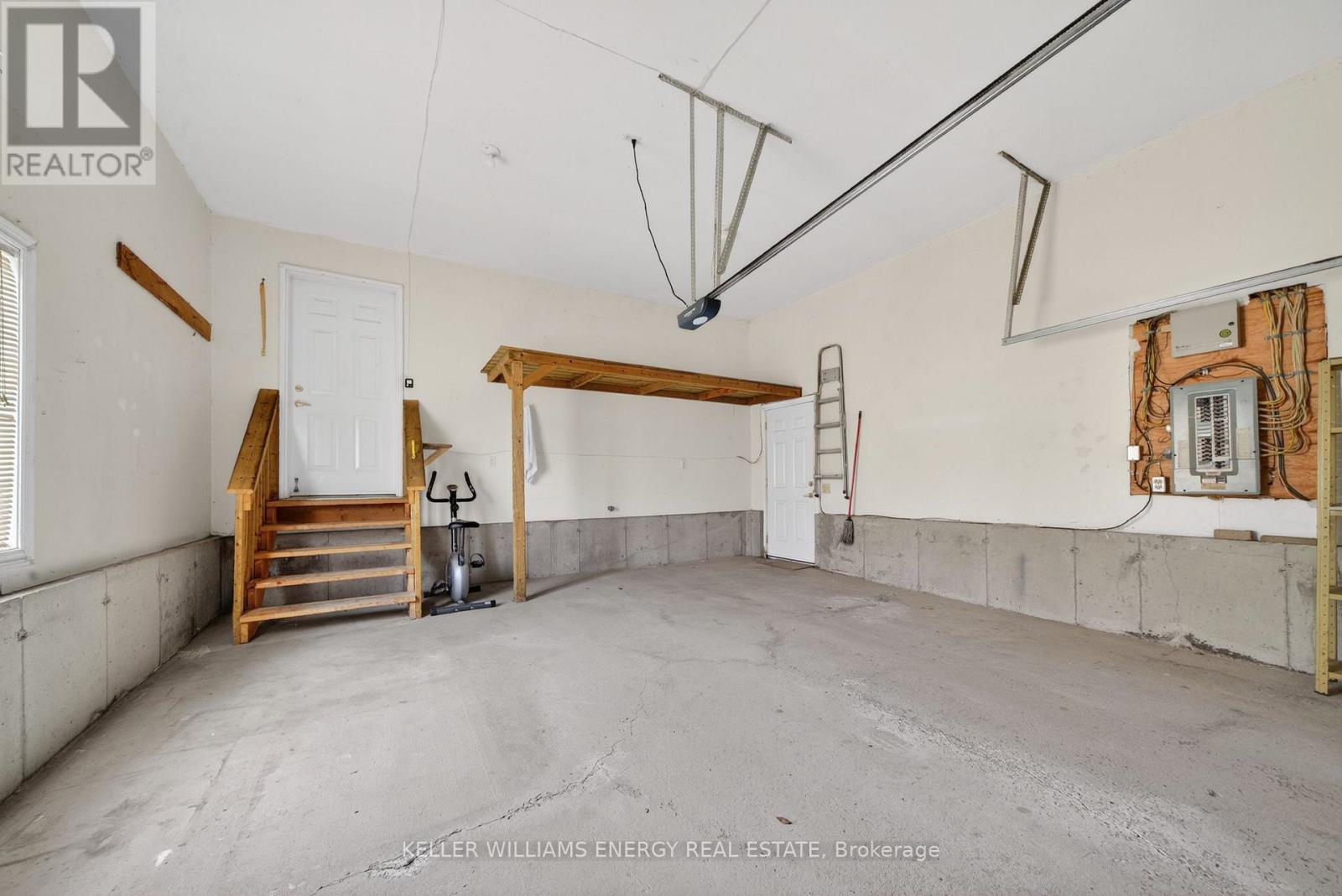 51 ELMDALE DRIVE - 42