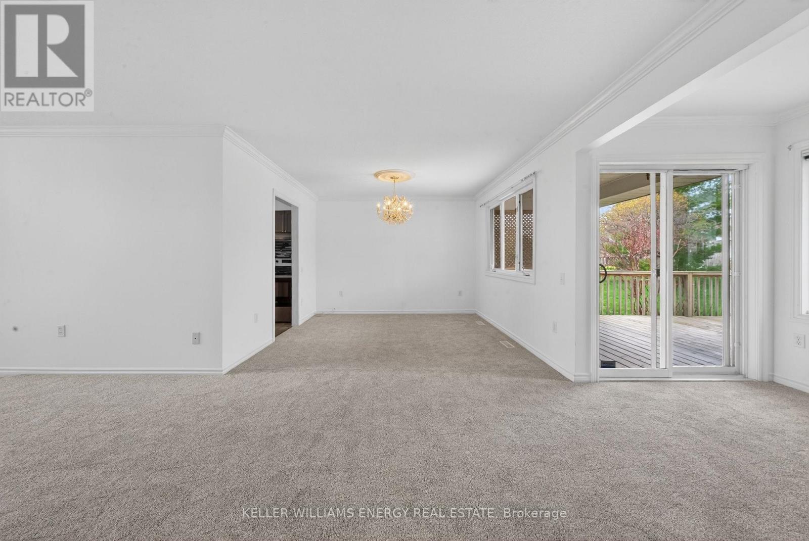 51 ELMDALE DRIVE - 9