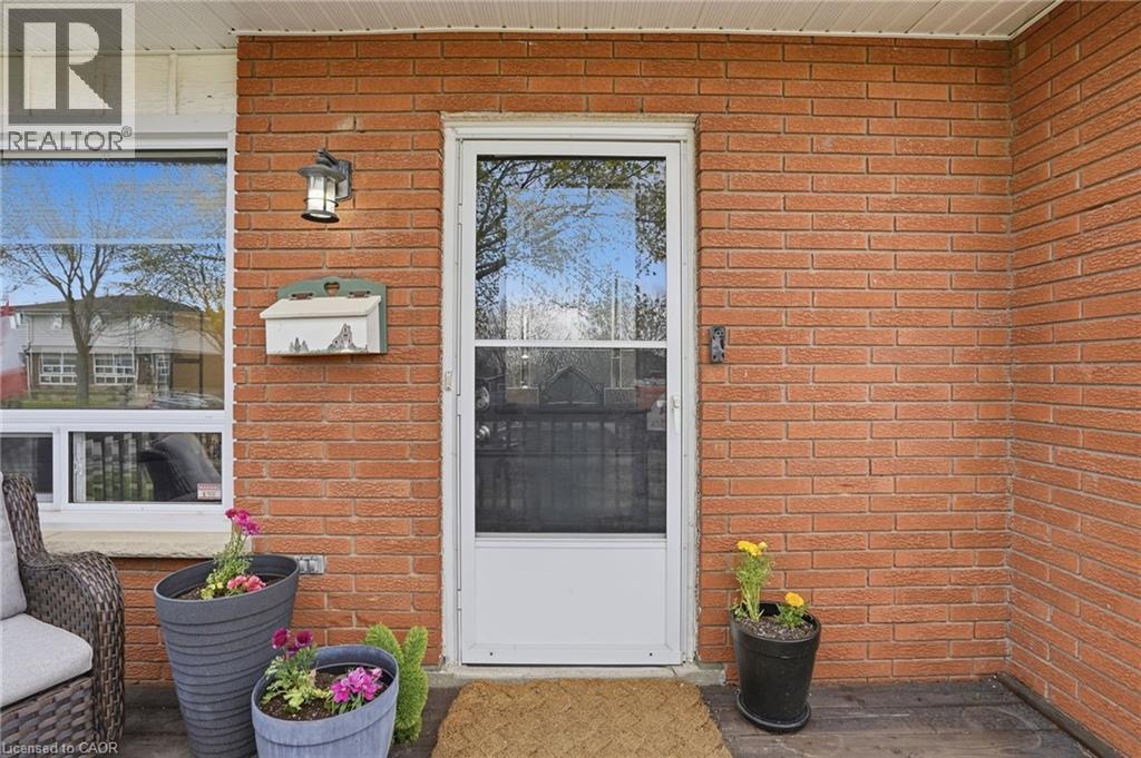 282 ROACH Avenue - 7