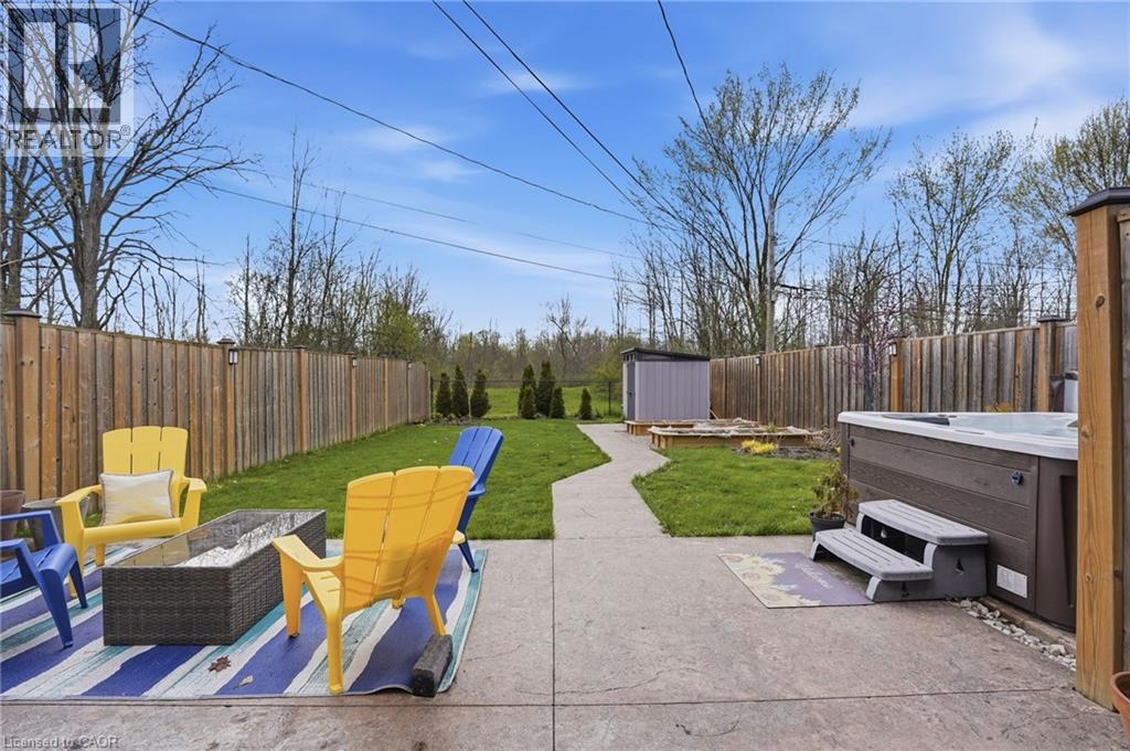 282 ROACH Avenue - 39