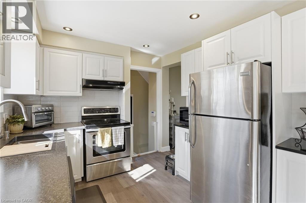 282 ROACH Avenue - 22