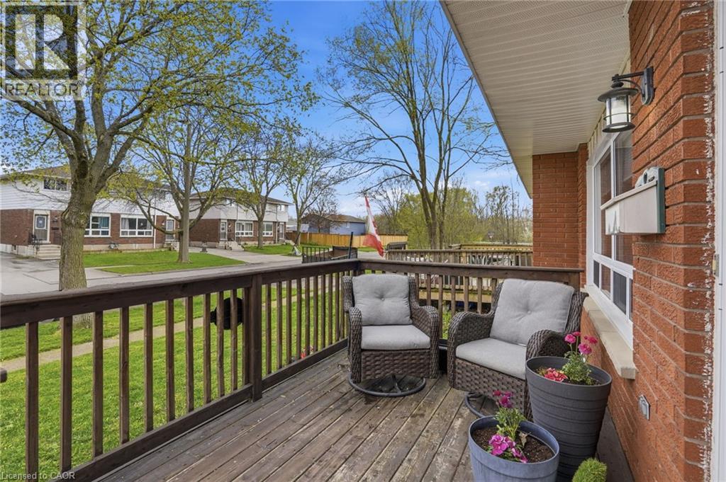 282 ROACH Avenue - 6