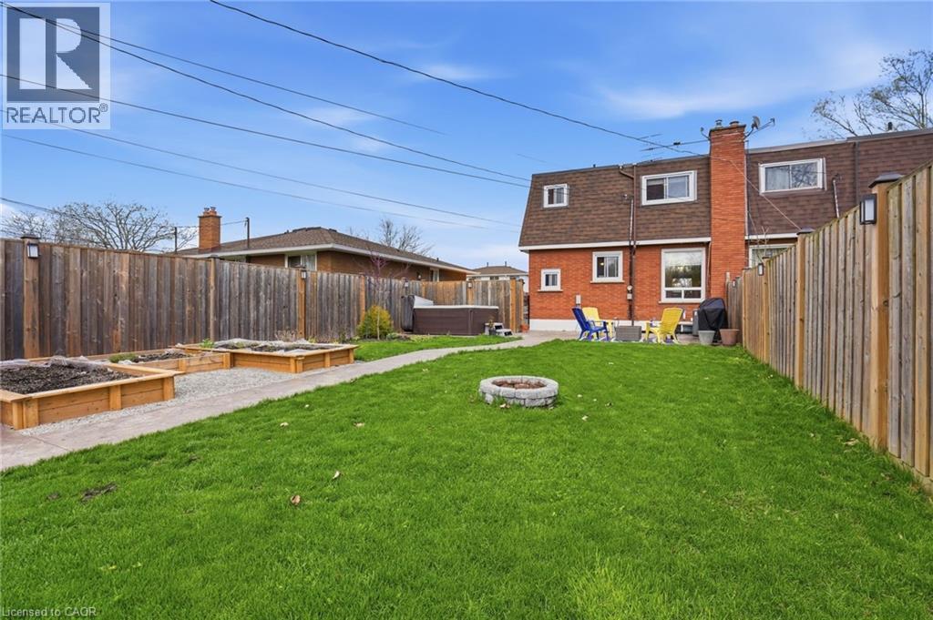 282 ROACH Avenue - 46