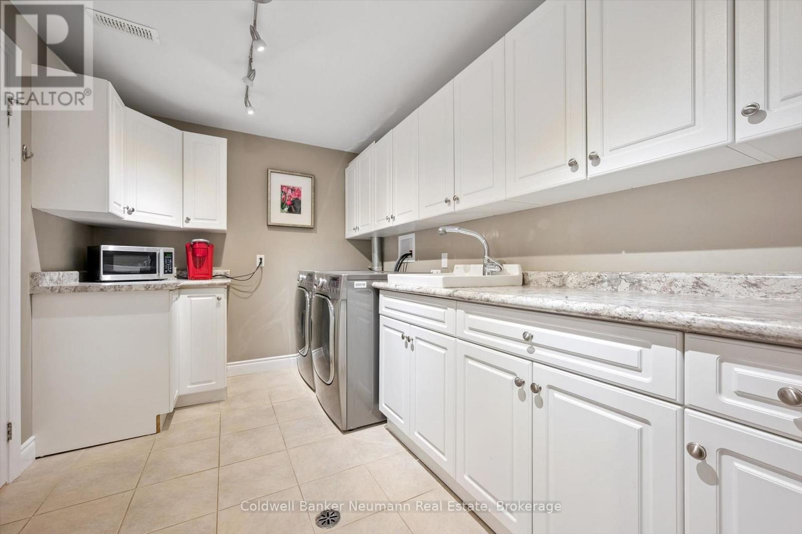 7690 MILL ROAD - 31