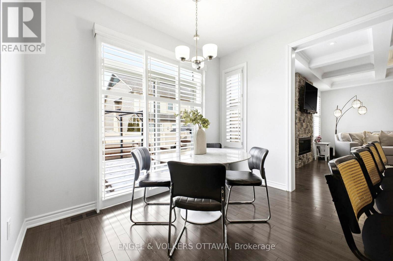 252 RUE DES SOLDATS RIENDEAU STREET - 16