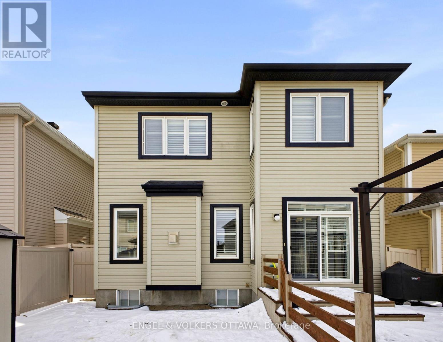 252 RUE DES SOLDATS RIENDEAU STREET - 43