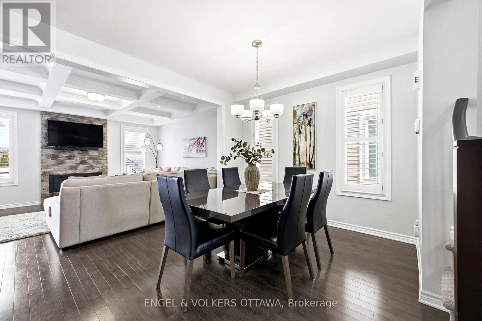 252 RUE DES SOLDATS RIENDEAU STREET - 7