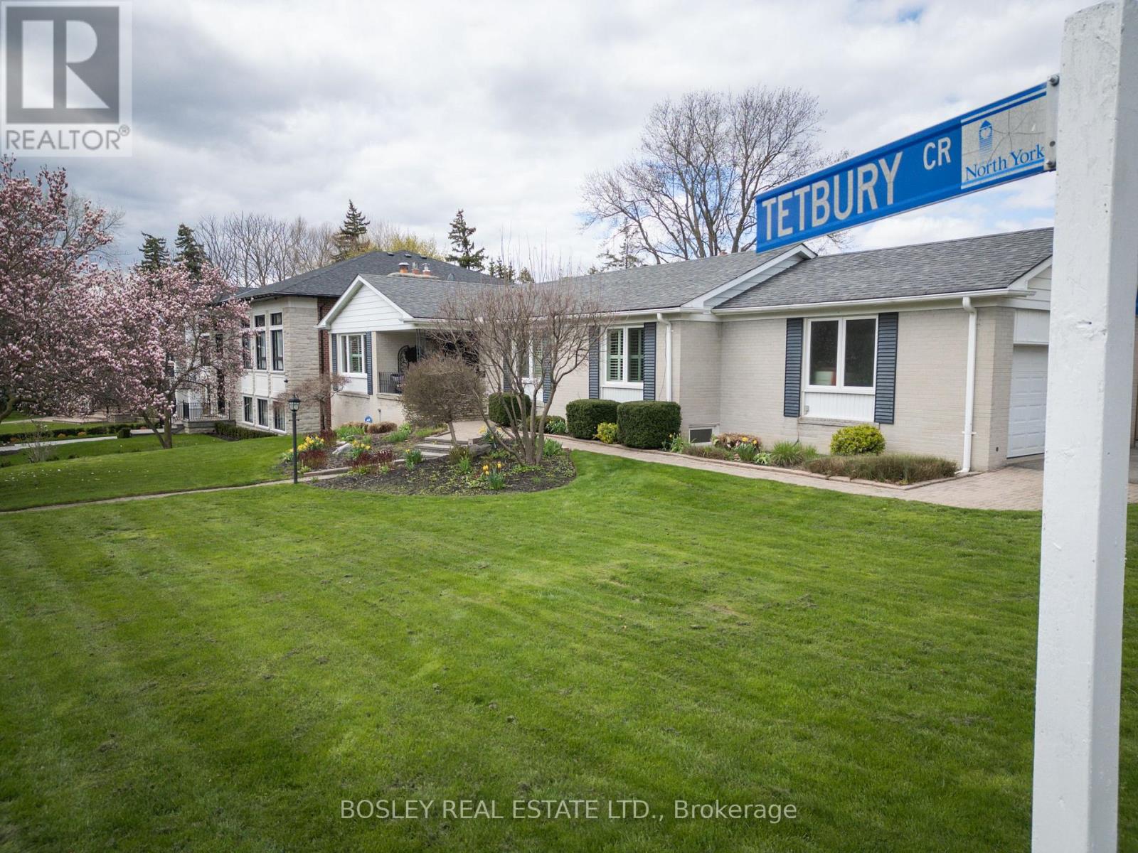 18 TETBURY CRESCENT - 43
