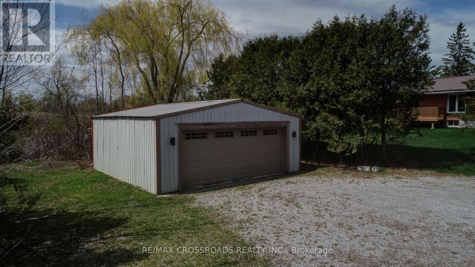 8 WILLIAMS POINT ROAD — photo 35