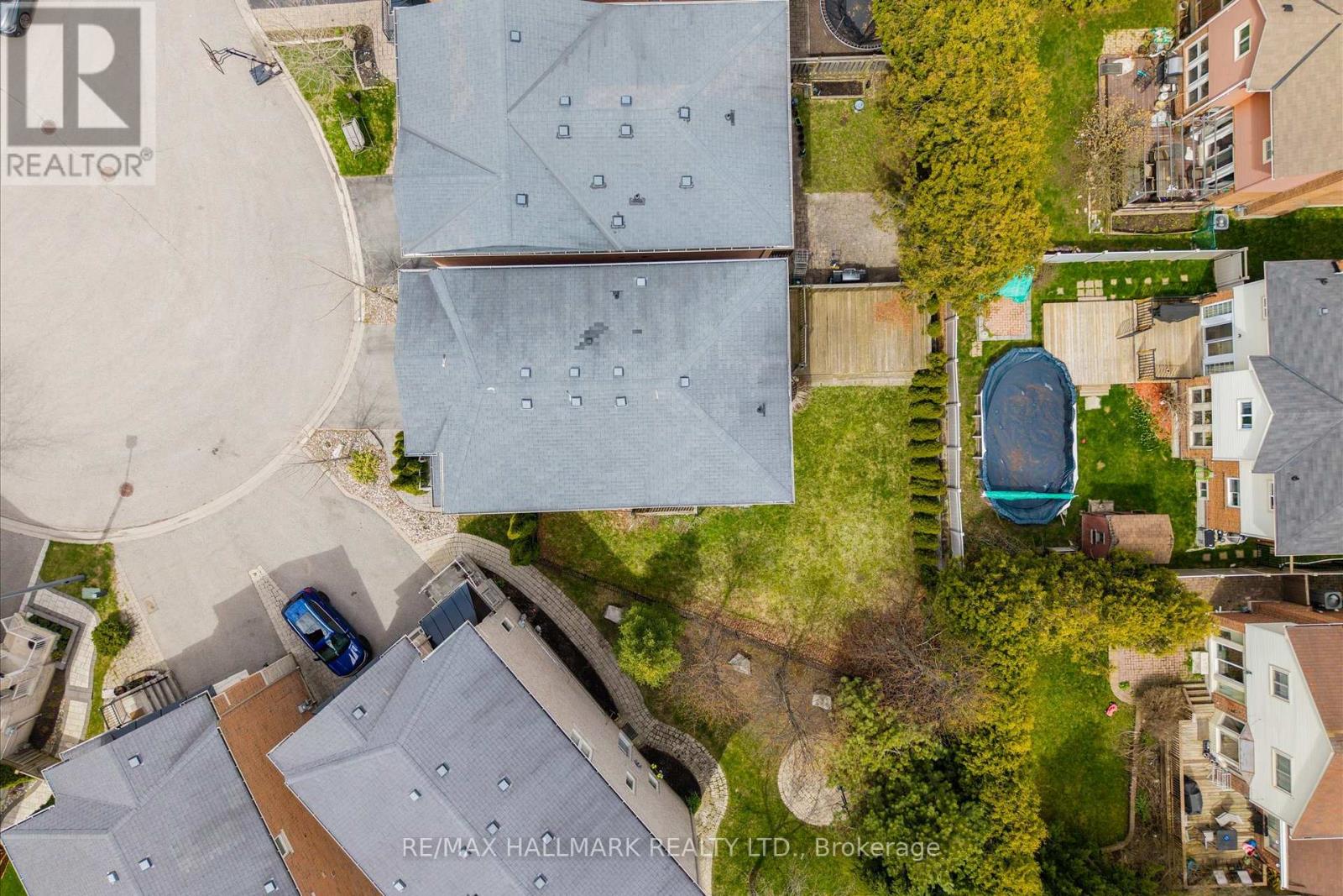 23 MASTWOOD CRESCENT - 42