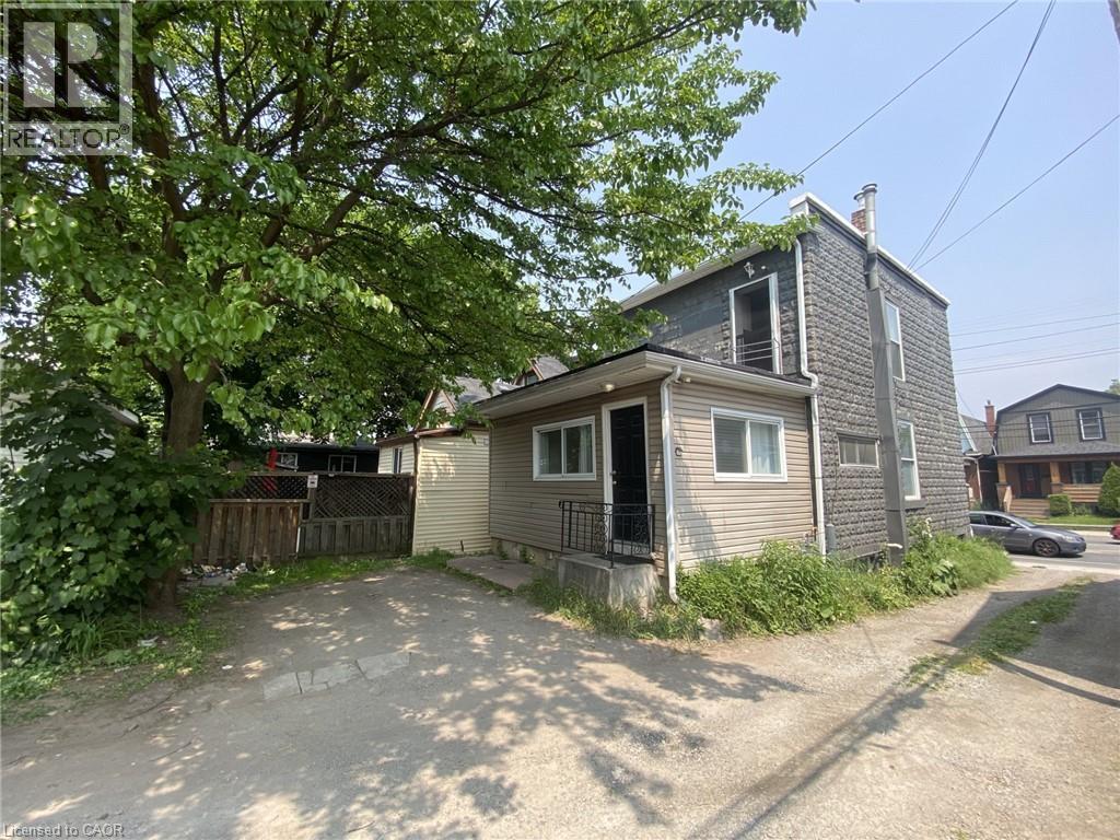 1164 CANNON Street E Unit# MAIN, Hamilton, Ontario, L8L2K1 — Photo 4