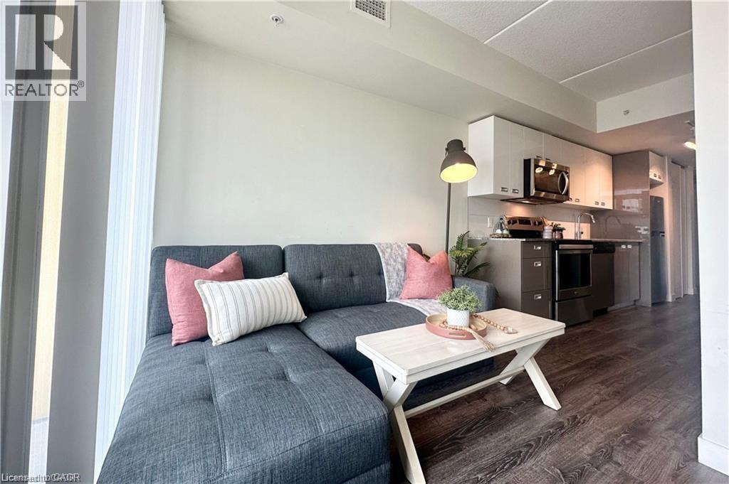 257 HEMLOCK Street Unit# 301, Waterloo, Ontario, N2L3R4 — Photo 8