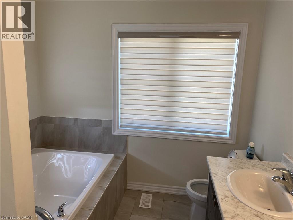 2 CAHILL Drive, Brantford, Ontario, N3T0V5 — Photo 25
