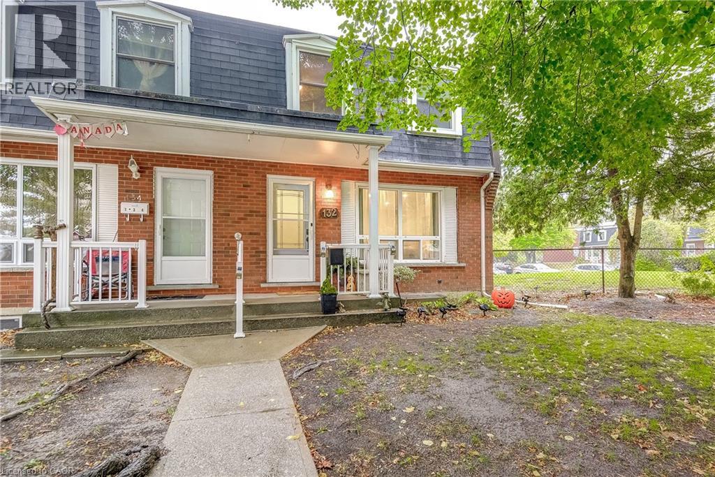 #35 132 BARLAKE Avenue - 1