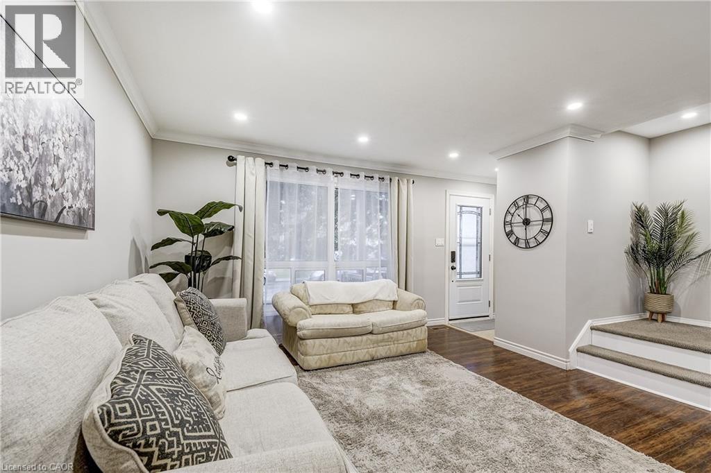 132 BARLAKE Avenue Unit# 35, Hamilton, Ontario, L8E1H3 — Photo 5