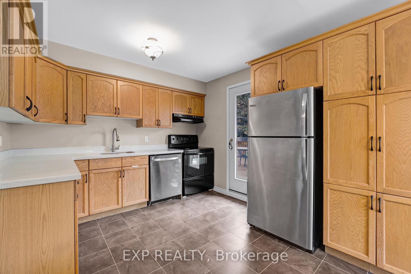 810 SRIGLEY STREET - 22