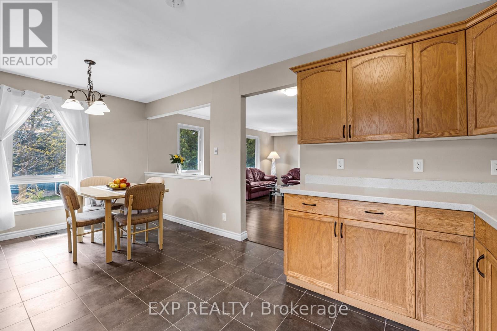 810 SRIGLEY STREET - 24