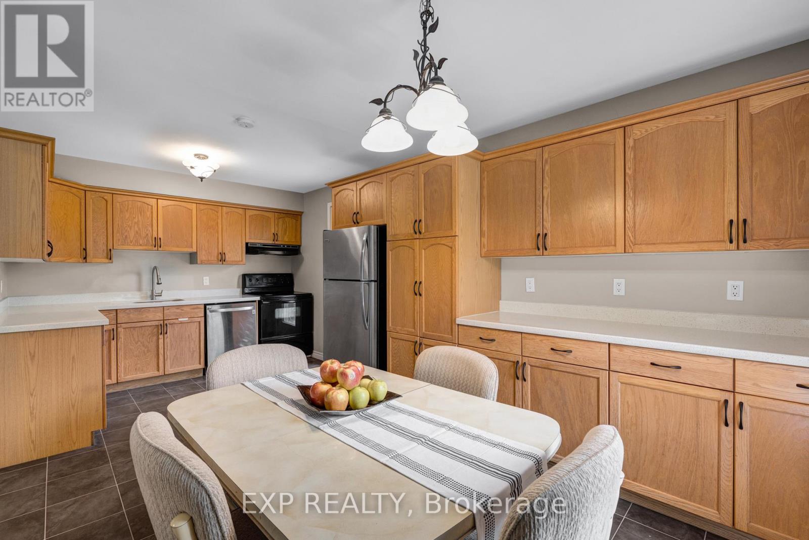 810 SRIGLEY STREET - 26