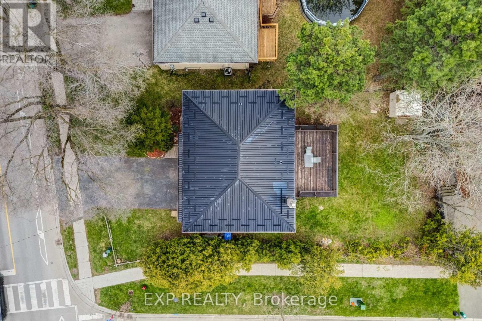 810 SRIGLEY STREET - 36