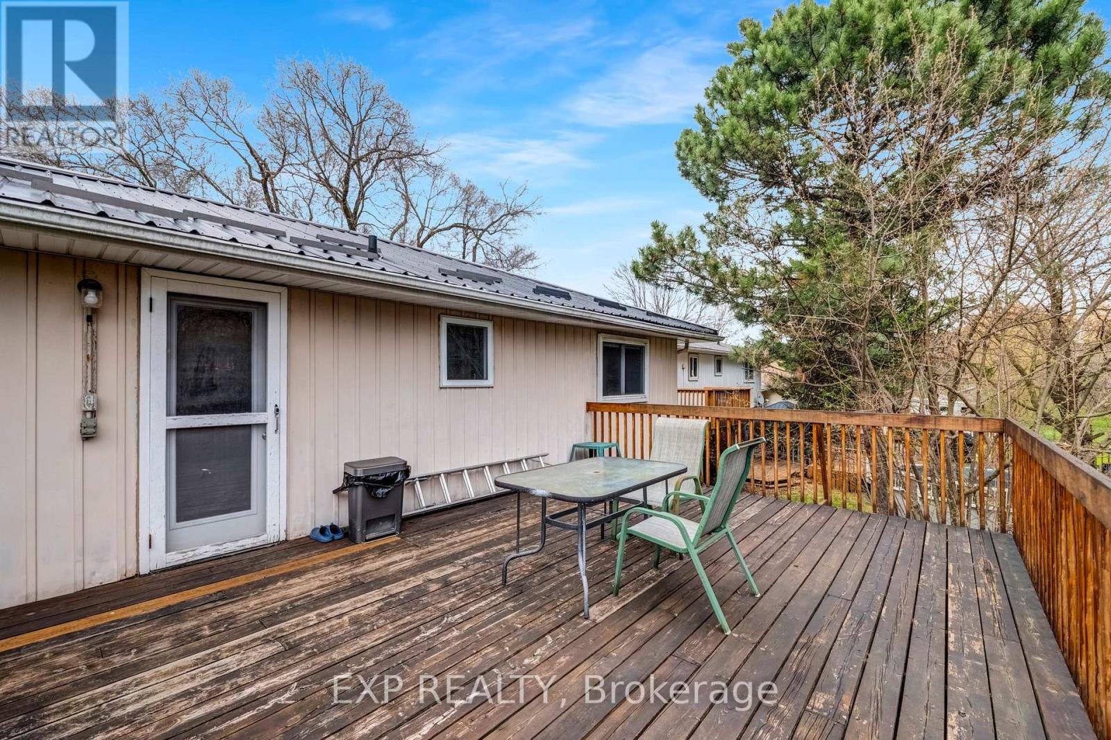 810 SRIGLEY STREET - 38