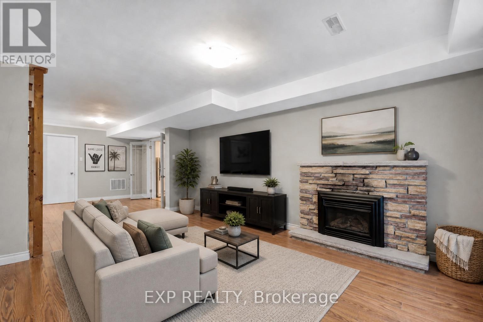 810 SRIGLEY STREET - 6