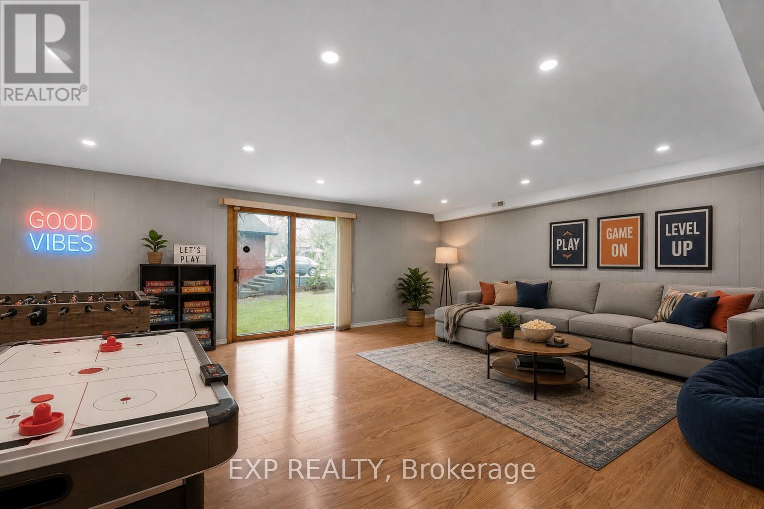 810 SRIGLEY STREET - 8