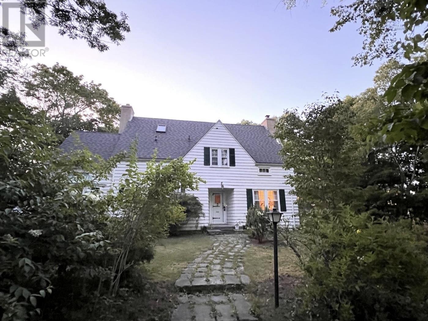 5661 Ogilvie Street - Image 2