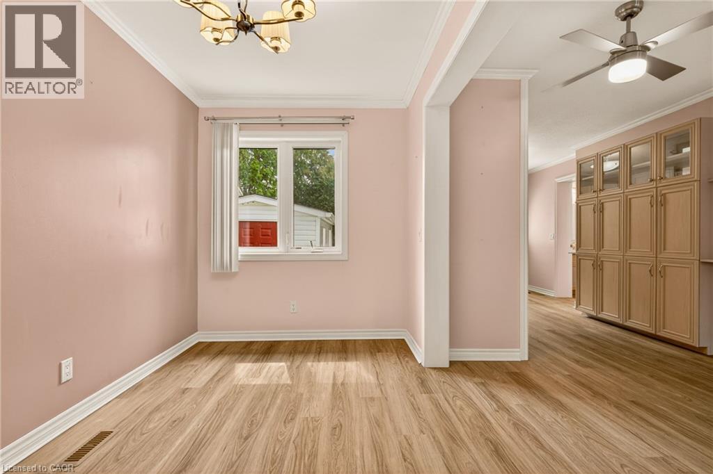 4 ELM Street - 14