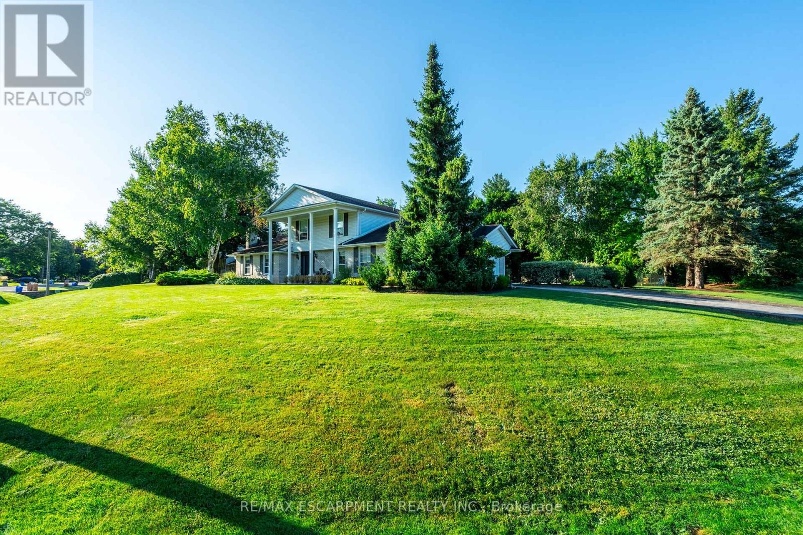 1 ACREDALE DRIVE - 3