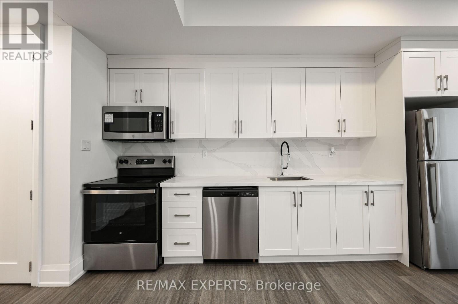 17 ST GASPAR COURT - 16