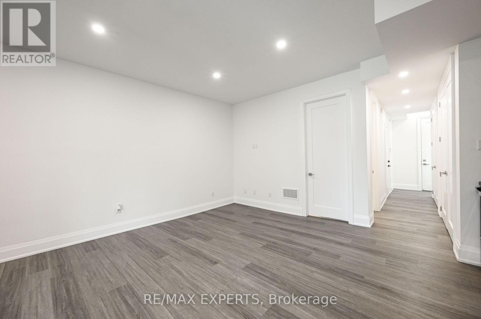 17 ST GASPAR COURT - 14