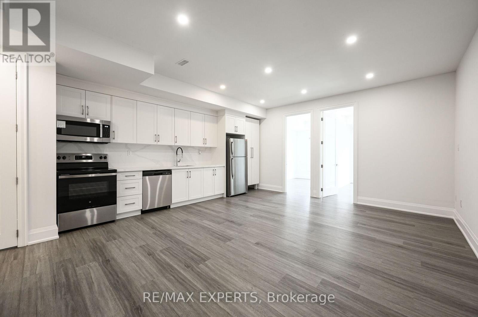 17 ST GASPAR COURT - 12